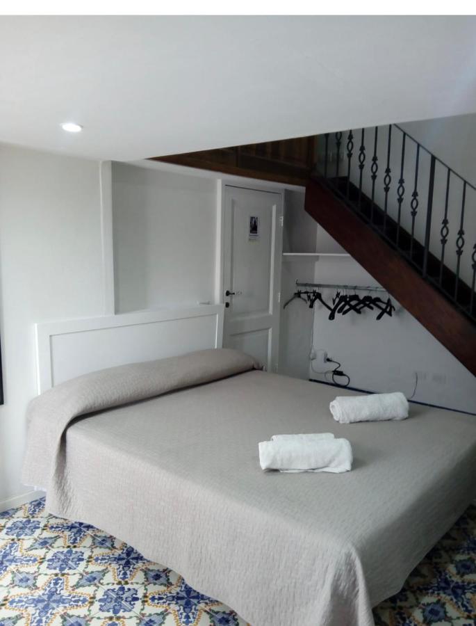 Casa Isabella Loc Turist Br Apartment Lipari  Exterior photo