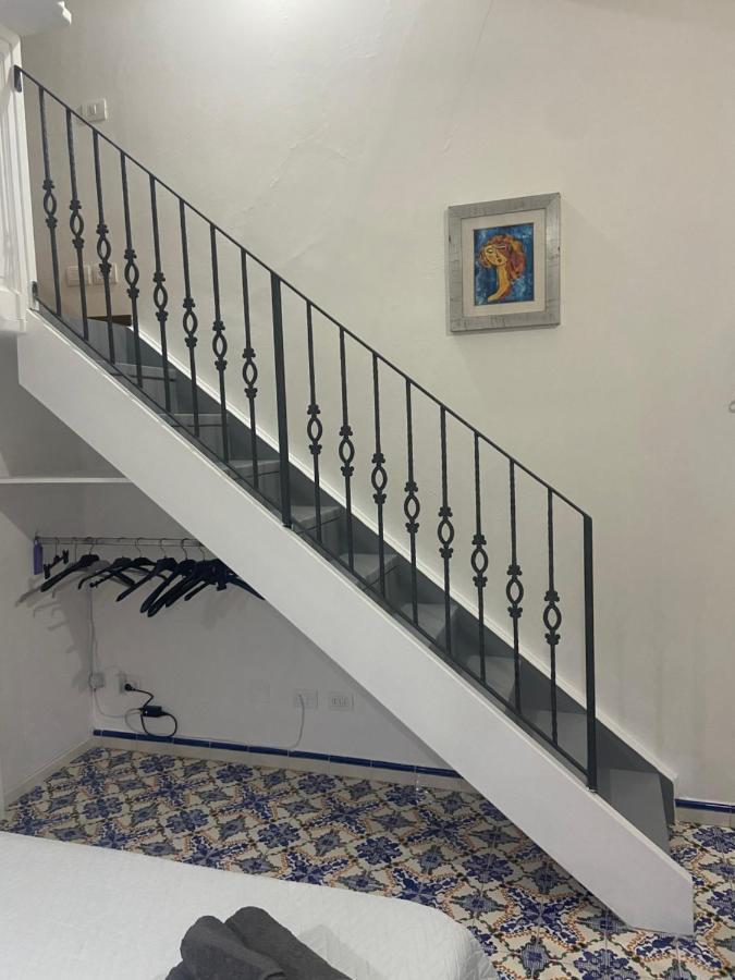 Casa Isabella Loc Turist Br Apartment Lipari  Exterior photo