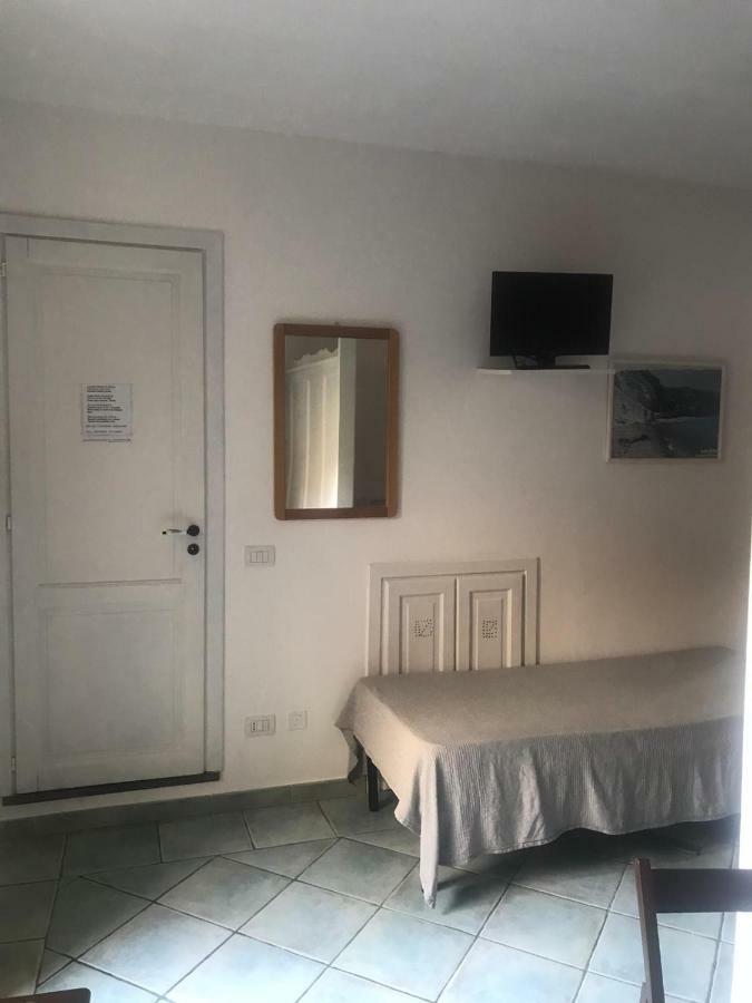 Casa Isabella Loc Turist Br Apartment Lipari  Exterior photo