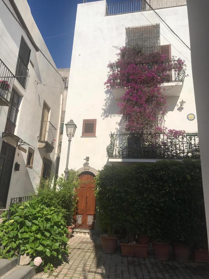 Casa Isabella Loc Turist Br Apartment Lipari  Exterior photo